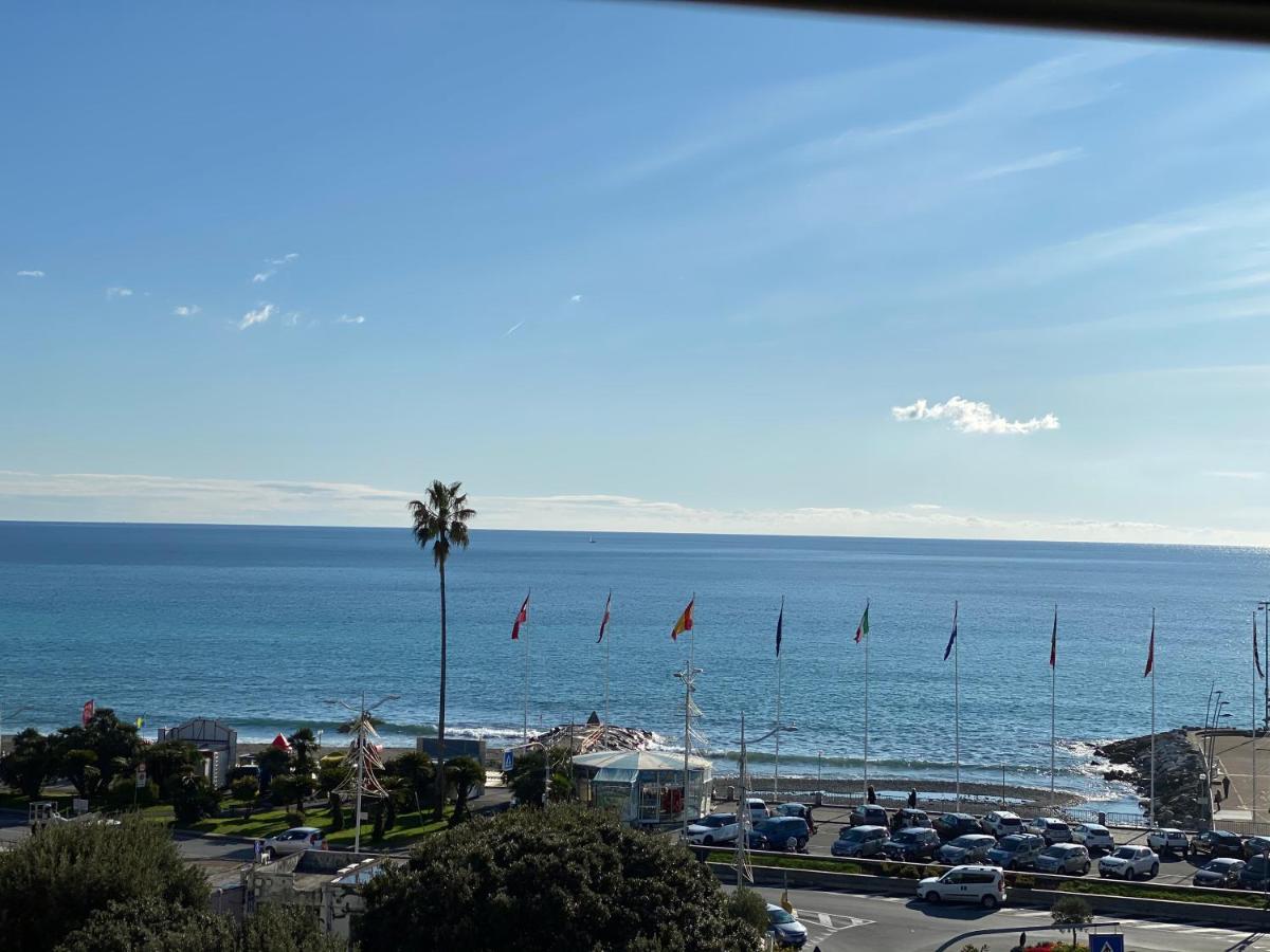 Casa Al Mare Apartment Вараце Екстериор снимка