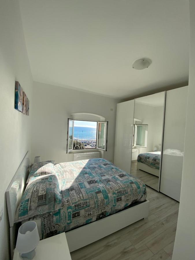 Casa Al Mare Apartment Вараце Екстериор снимка